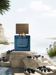 Travel - Bleu Byzantin Lifestyle with Product