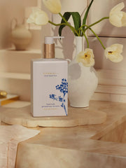 Amsterdam Collection Hand Wash 300ml Lifestyle with Product