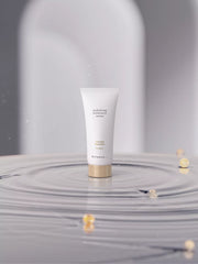 Polishing Exfoliator 30ml Lifestyle with Product