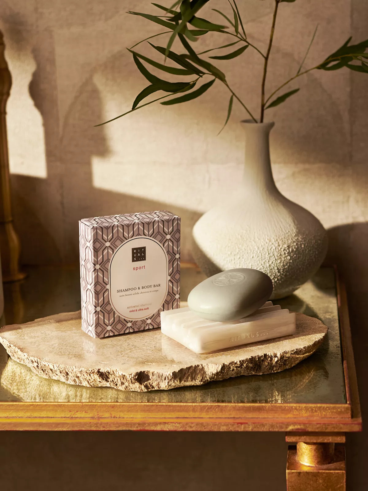 Rituals Sport Shampoo & Body Bar 100g Lifestyle with Product