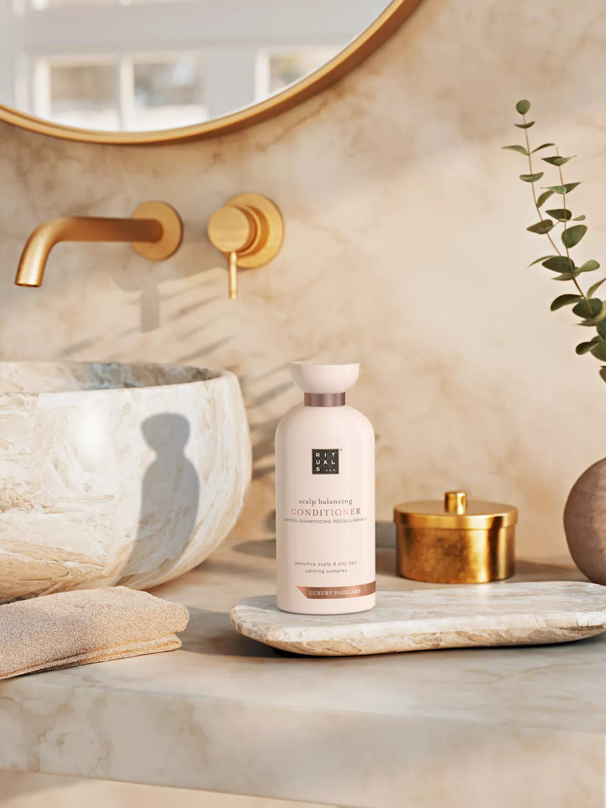 Scalp Balancing Conditioner Lifestyle with Product
