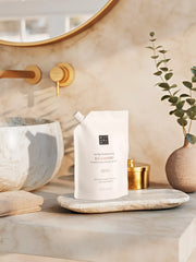 Scalp Balancing Shampoo Refill Lifestyle with Product