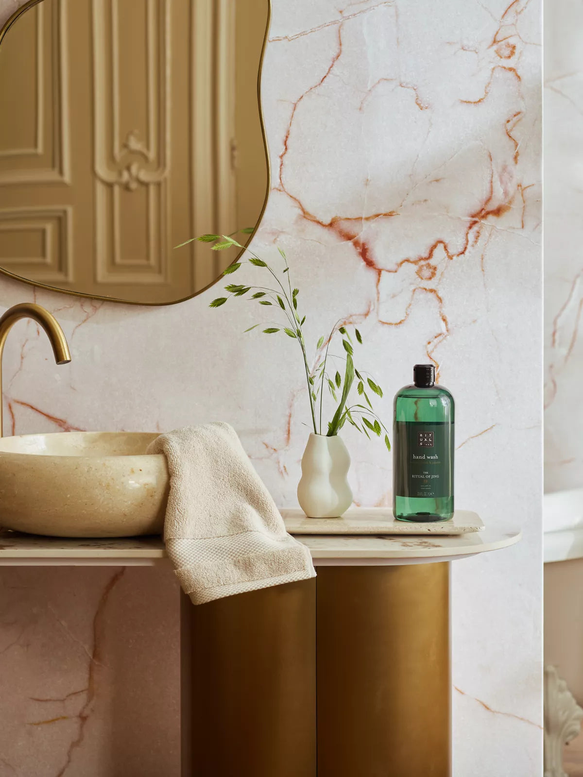 The Ritual of Jing Hand Wash Refill - HL Lifestyle with Product