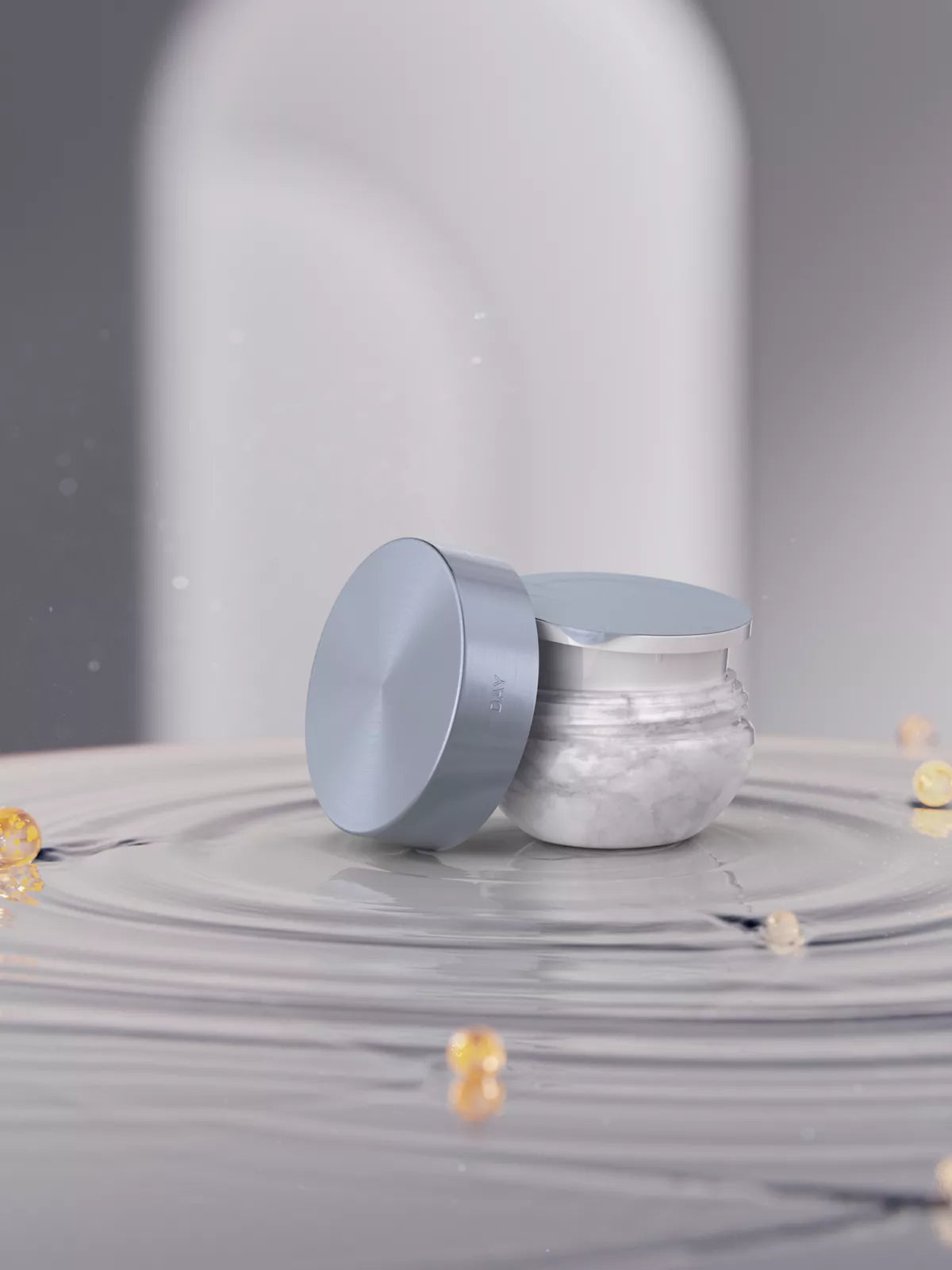 24H Hydrating Gel Cream Refill Lifestyle with Product