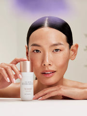 Anti-Ageing Lightweight Moisturiser Lifestyle with Model and Packshot
