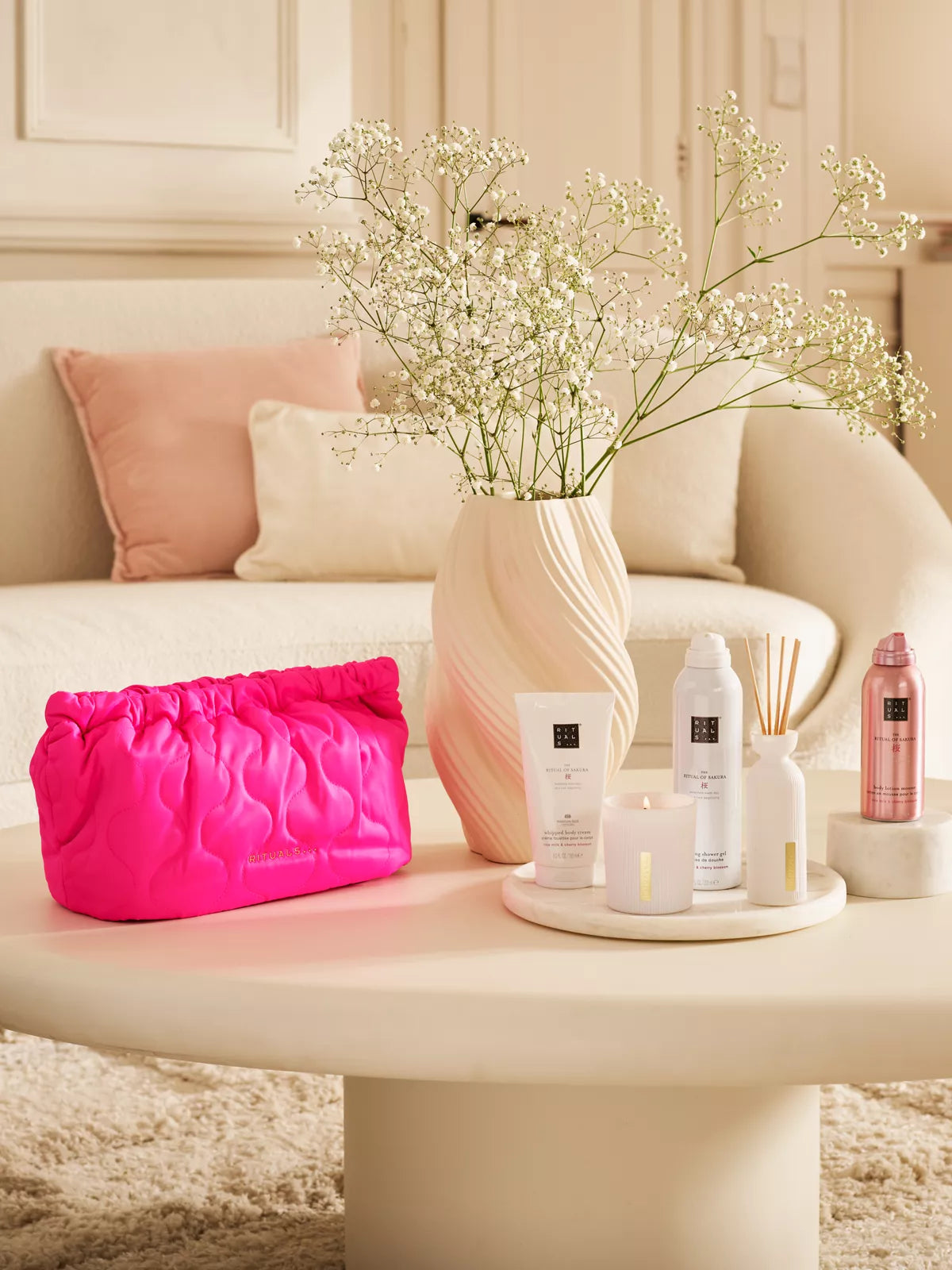 The Ritual of Sakura - Large Gift Set 2025 Lifestyle with Closed Pack