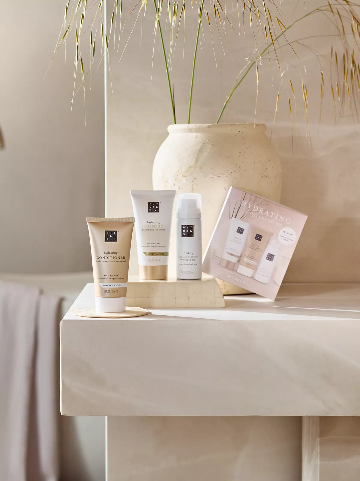 Hair Care Set - Hydrating Lifestyle with Closed Pack