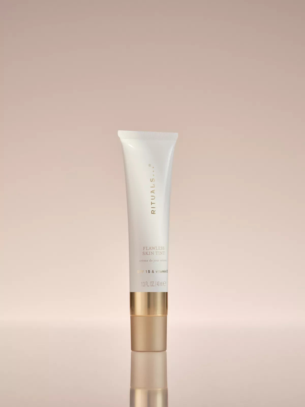 Flawless Skin Tint 40ml Studio with Product